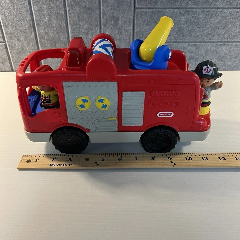 Fisher Price Little People Musical Red Fire Truck Lights & Sound 2 Firefighters